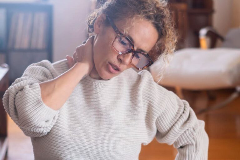 التهاب العصب الدهليزي: الأسباب، الأعراض، وطرق العلاج المعتمدة طبيًا