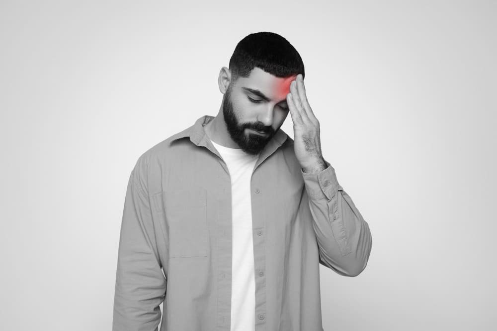 أسباب الدوخة المستمرة وثقل الرأس